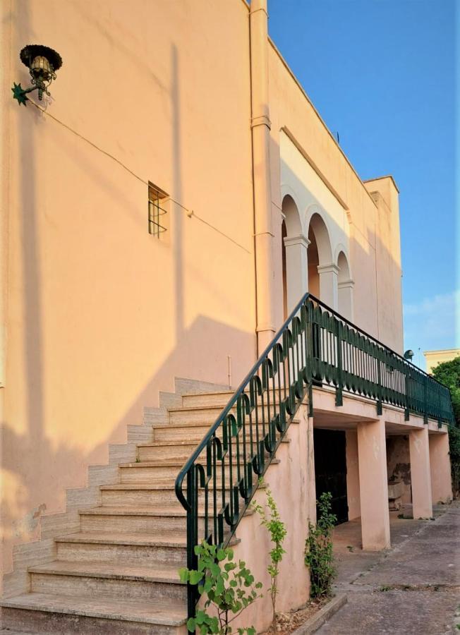 Villa Nel Salento - Ampie Camere E Giardino, Fino A 9 Persone Barbarano del Capo Exterior photo
