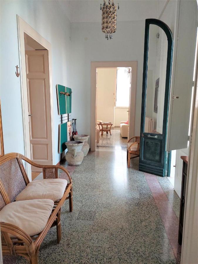 Villa Nel Salento - Ampie Camere E Giardino, Fino A 9 Persone Barbarano del Capo Exterior photo