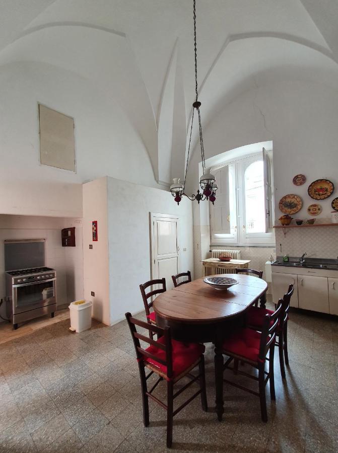 Villa Nel Salento - Ampie Camere E Giardino, Fino A 9 Persone Barbarano del Capo Exterior photo