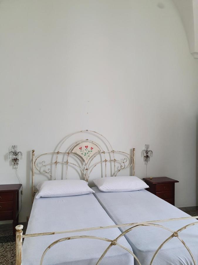 Villa Nel Salento - Ampie Camere E Giardino, Fino A 9 Persone Barbarano del Capo Exterior photo
